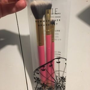 LUXIE SUMMER DAZE 3 PC BRUSH SET